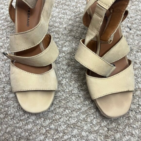 Lucky Brand  Mendona Espadrille Wedge Sandal heels size 7 cream tan - Picture 13 of 13